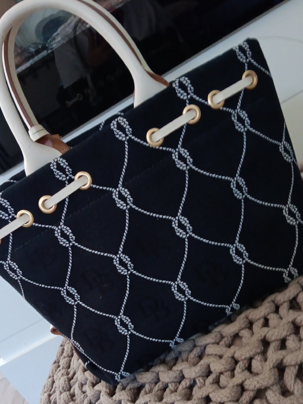 DOONEY & BOURKE..RARE FIND!..NEW!! - Picture 5 of 9